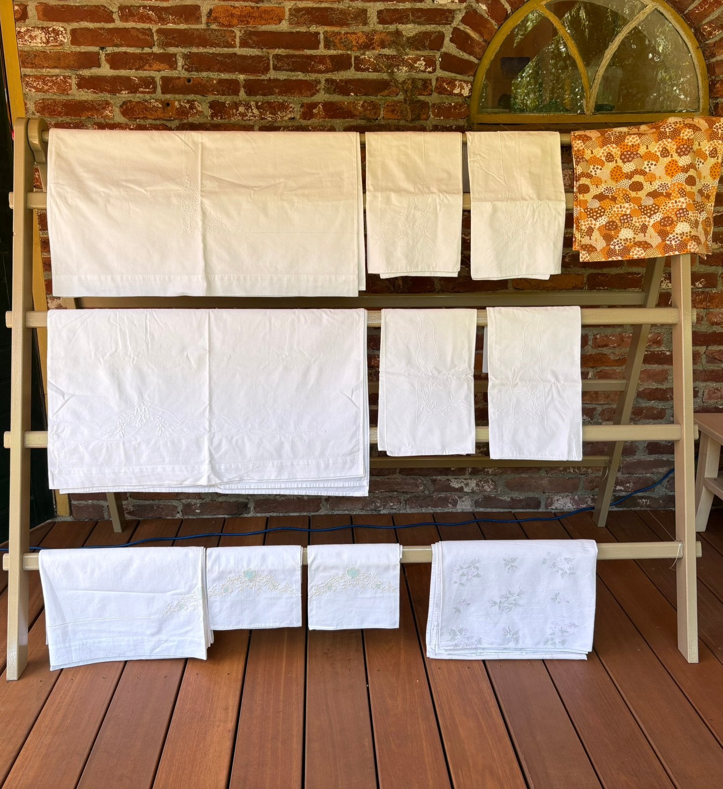Vintage lakens met borduursel, jaren 70,gebruikt, Huis en Inrichting, Slaapkamer | Beddengoed, Gebruikt, Wit, Overige typen, Katoen