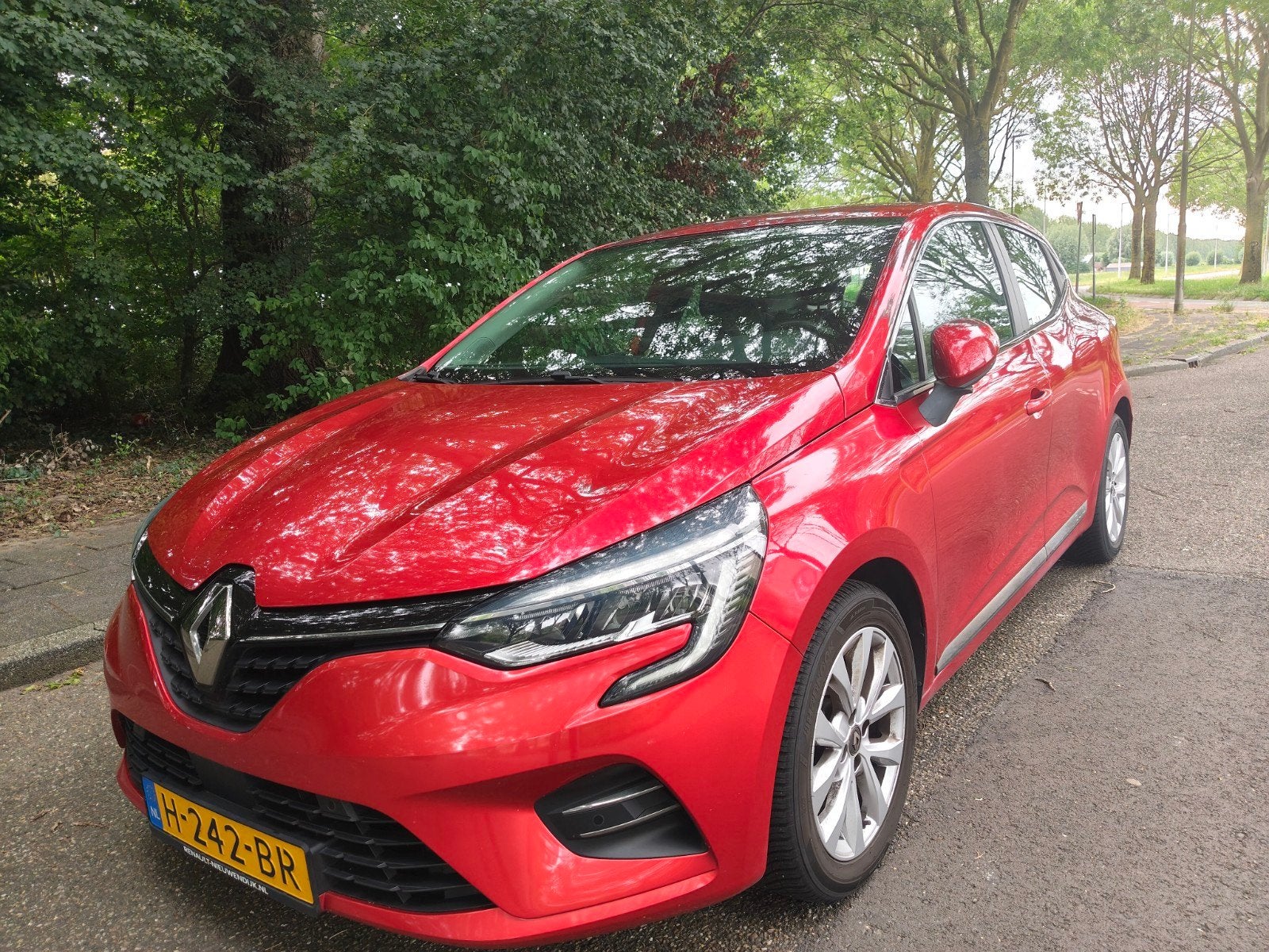 Renault Clio 1.0 TCe intense., Auto's, Renault, Voorwielaandrijving, Zwart, 580 kg, 100 pk