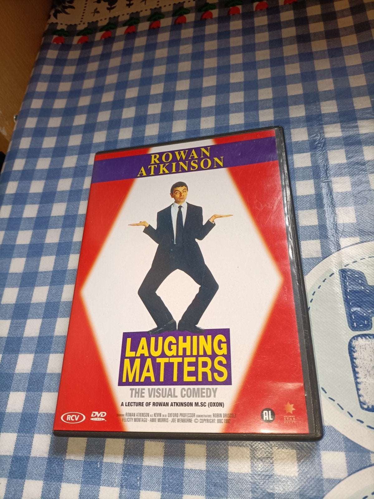 Dvd Rowan Atkinson - Laughing Matters, Alle leeftijden, Ophalen of Verzenden, Zo goed als nieuw, Stand-up of Theatershow
