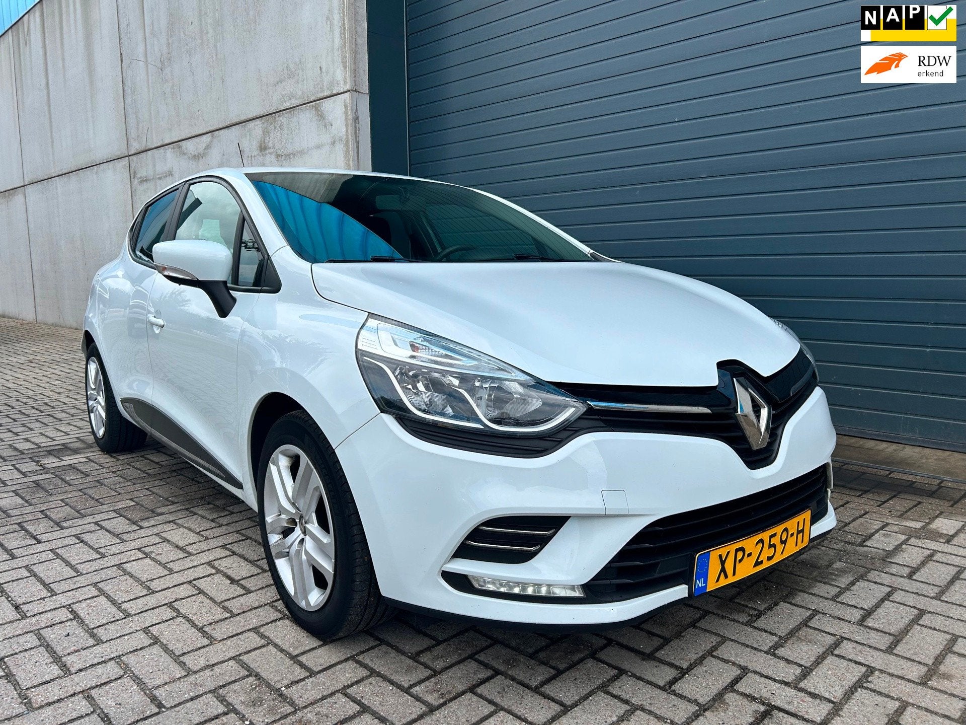 Renault Clio 0.9 TCe Zen AIRCO NAVI NAP 5DRS 2019, Voorwielaandrijving, 898 cc, Stof, Gebruikt