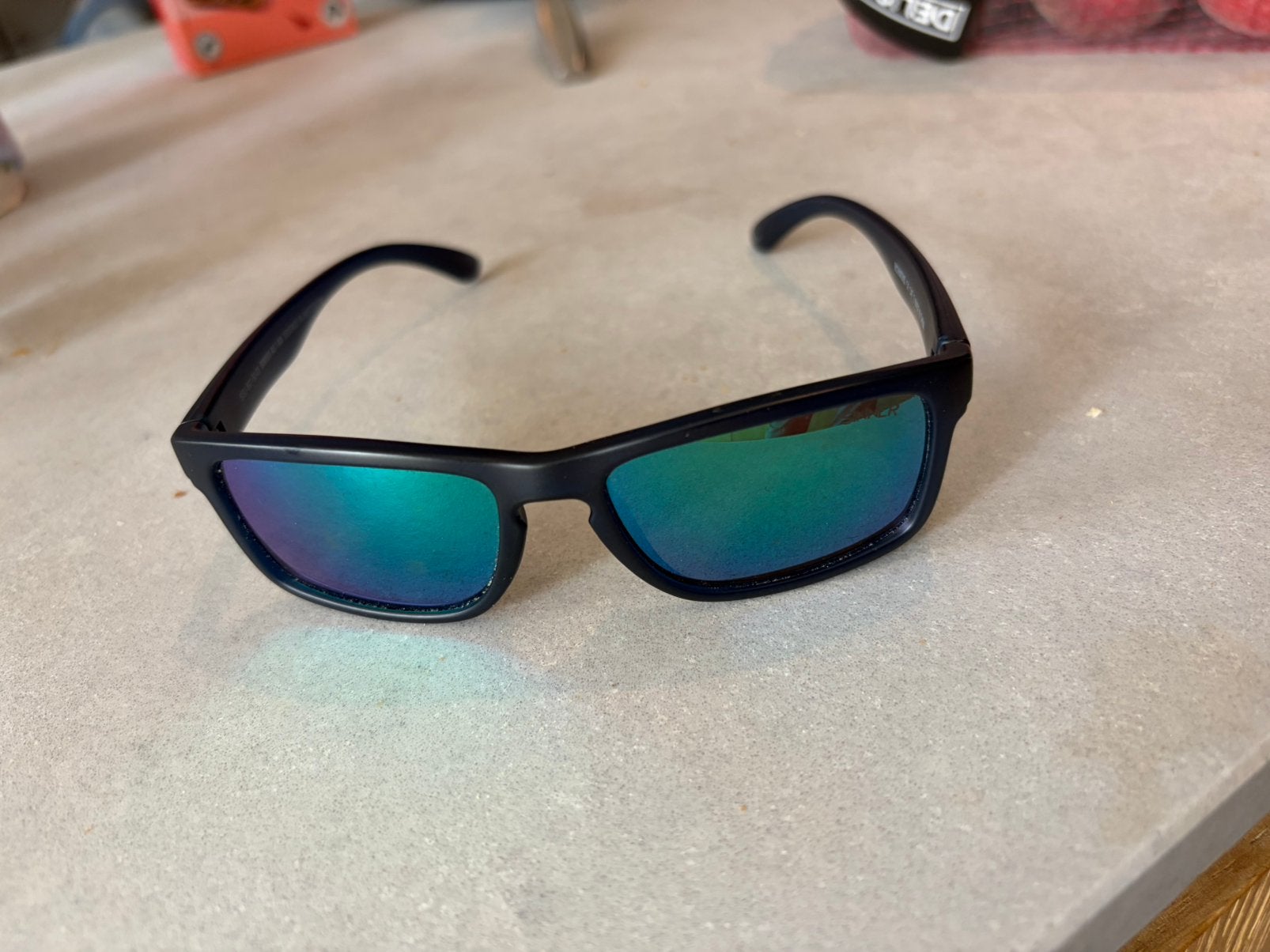 Sinner kids zonnebril met hoesje, Zonnebril, Blauw, Zo goed als nieuw, Ophalen