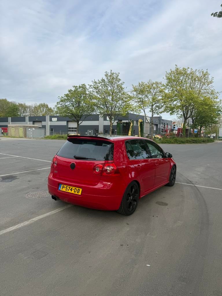 Volkswagen Golf 2.0 GTI 260pk 2007 Rood, Auto's, 4 cilinders, Handgeschakeld, Geïmporteerd, 57 €/maand