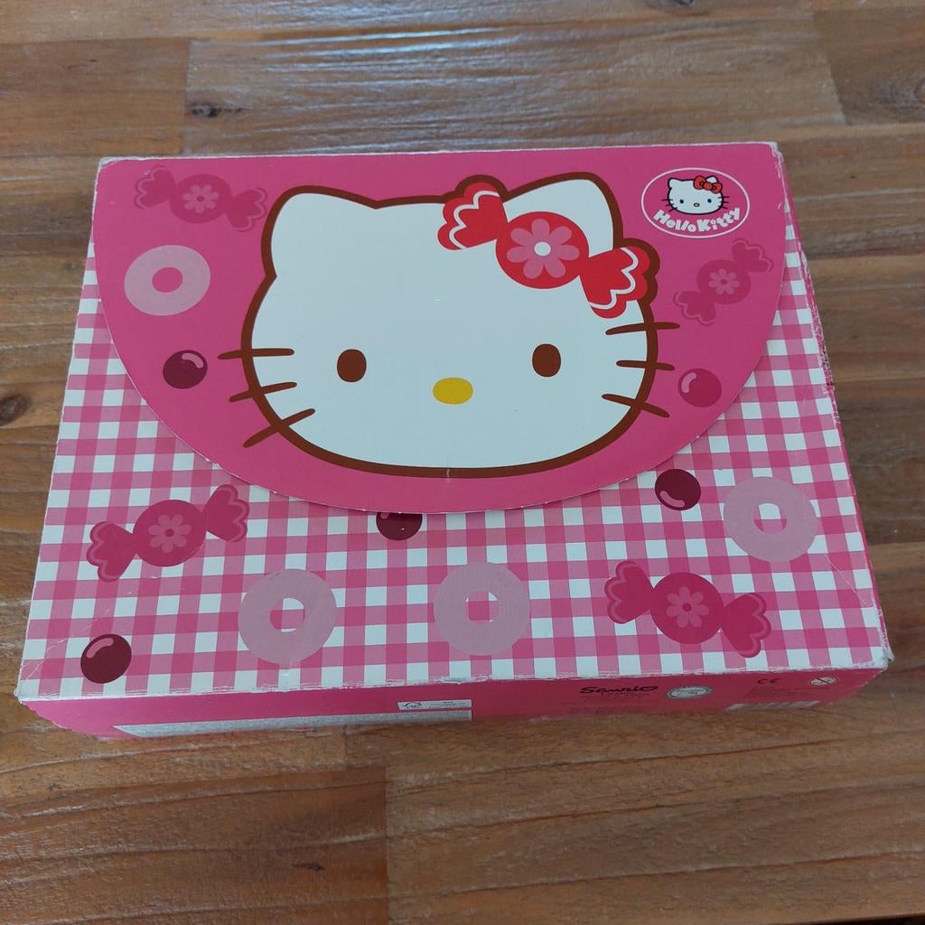 Hello Kitty Puzzels (4 stuks), Ophalen of Verzenden, 10 tot 50 stukjes, Gebruikt, 4 tot 6 jaar
