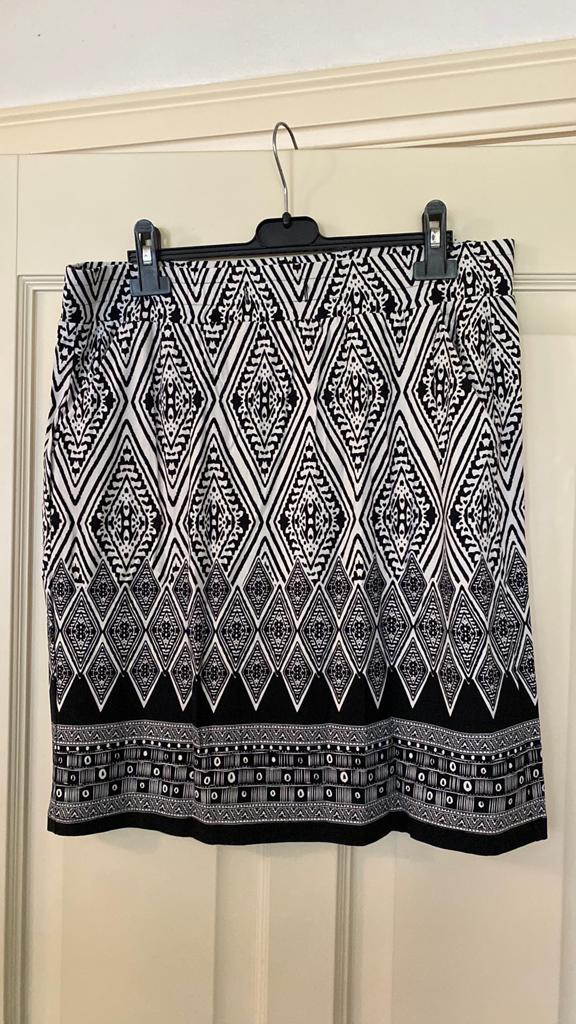 Esqualo rok maat XXL, Zwart, Maat 46/48 (XL) of groter, Ophalen of Verzenden, Zo goed als nieuw