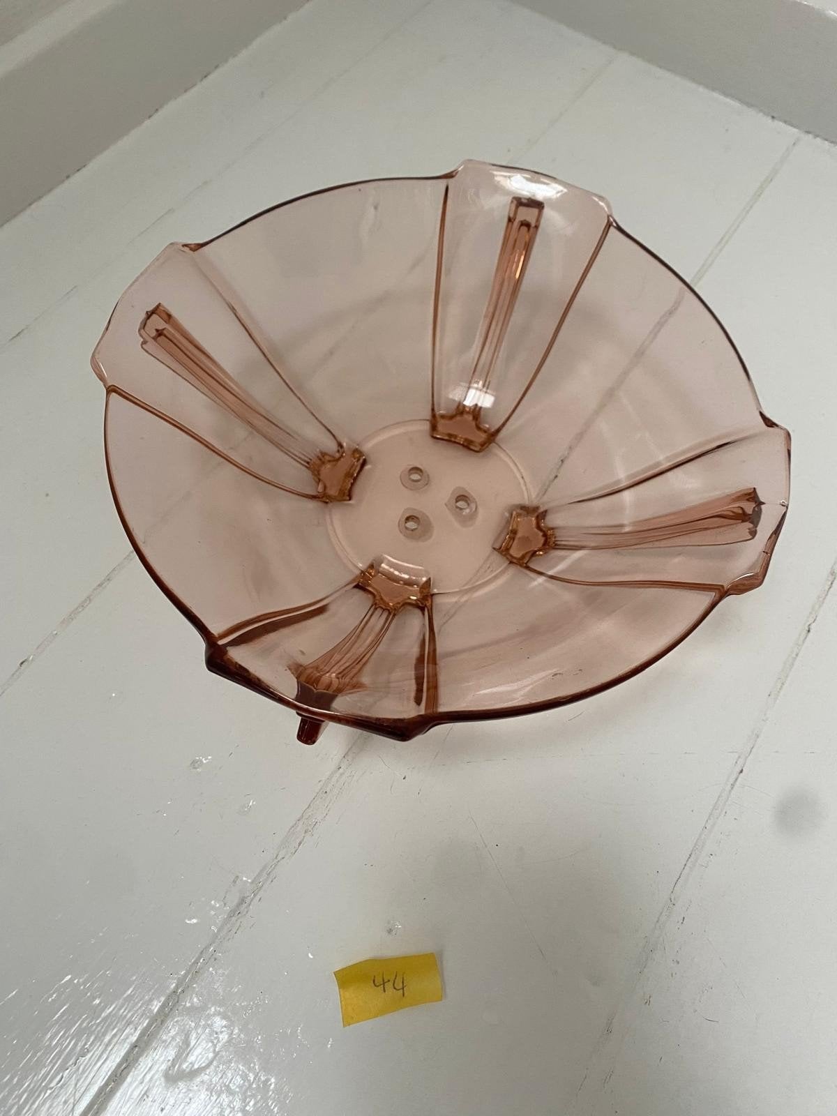 Roze glazen schaal op voet - Vintage decoratie, Antiek en Kunst, Ophalen of Verzenden
