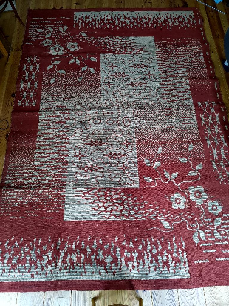Rood/creme geweven tapijt / vloerkleed, Huis en Inrichting, Ophalen, Gebruikt, 200 cm of meer, Crème