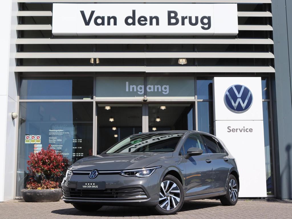 Volkswagen Golf 1.4 204 pk DSG eHybrid Style | Trekhaak | AC, Auto's, Volkswagen, Gebruikt, 4 cilinders, Adaptive Cruise Control