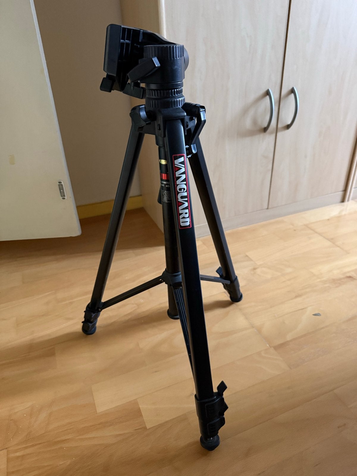 Vanguard statief met balhoofd - Zo goed als nieuw, Ophalen, Driepoot, Zo goed als nieuw, Minder dan 150 cm