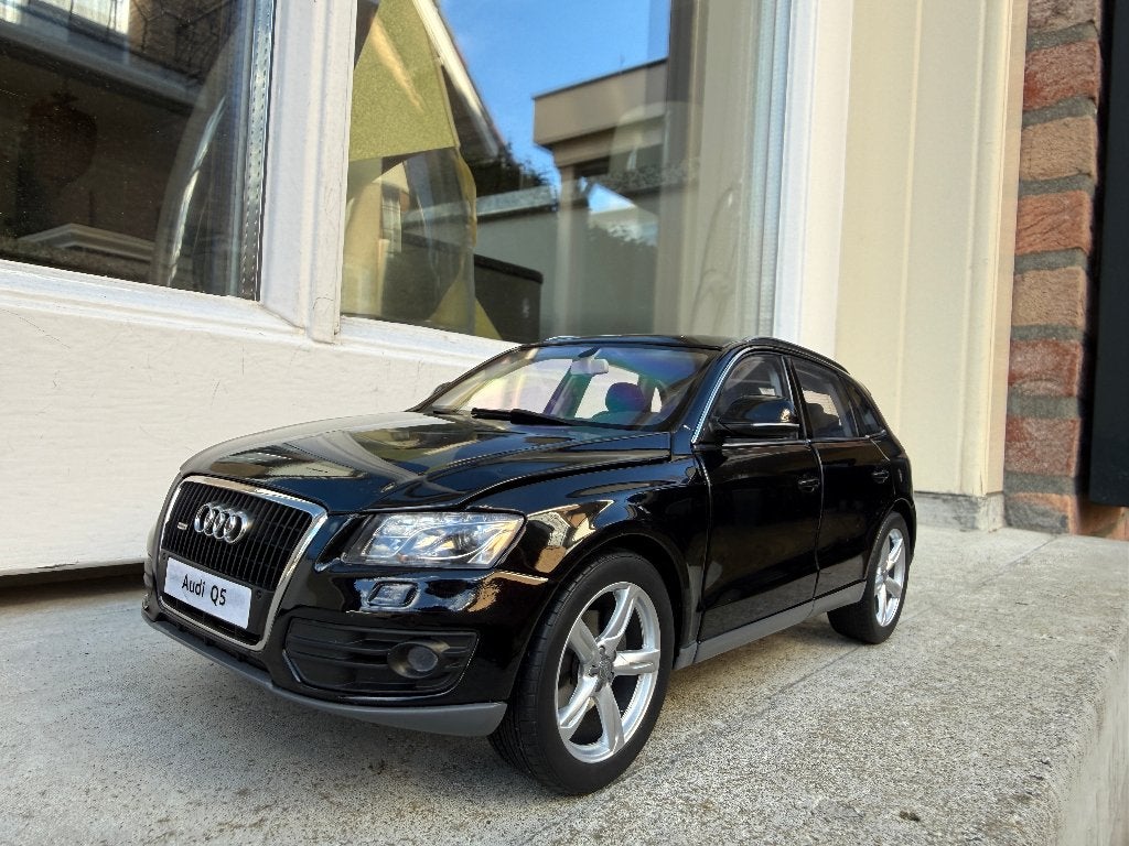 1:18 Audi Q5 2.0T Quattro S-Line Phantom Zwart 2013 Kyosho, Kyosho, Auto, Ophalen of Verzenden, Zo goed als nieuw