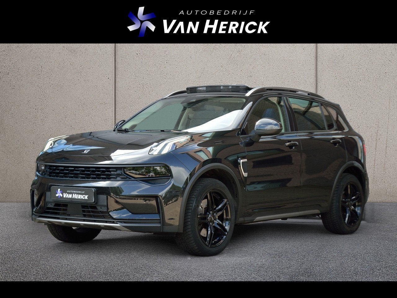 Lynk & Co 01 1.5 Plug-in Hybrid | Full Black | Trekhaak | Pa, Auto's, Lynk & Co, Bedrijf, Te koop, ABS, Achteruitrijcamera, Adaptive Cruise Control