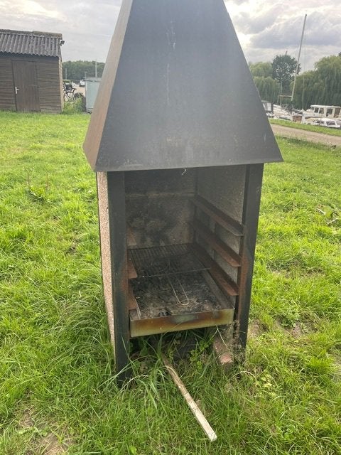 Buitenhaard / barbecue, Ophalen, Gebruikt