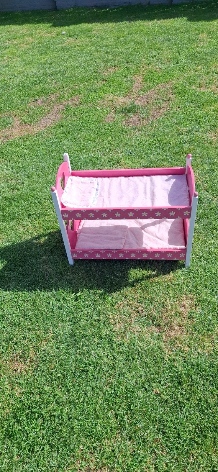 Roze houten poppenbedje met dekentjes, Kinderen en Baby's, Speelgoed | Poppen, Ophalen, Zo goed als nieuw, Overige typen