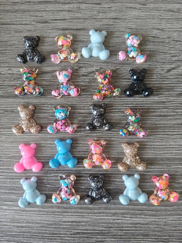 21 Epoxy Beertjes, Handgemaakt, Dieren, Nieuw, Meerkleurig