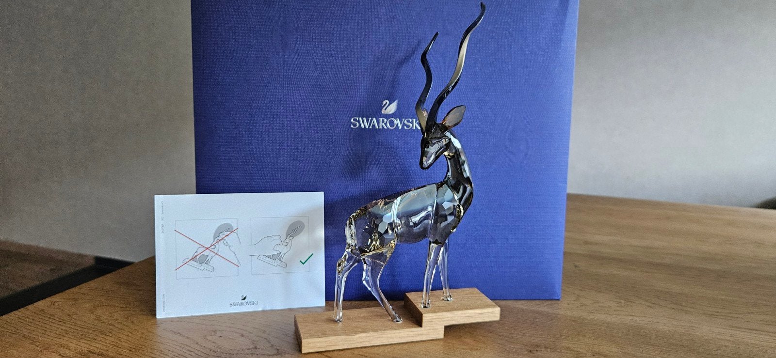 Swarovski African Sunset Koedoe Anya, Verzamelen, Ophalen of Verzenden, Nieuw, Figuurtje