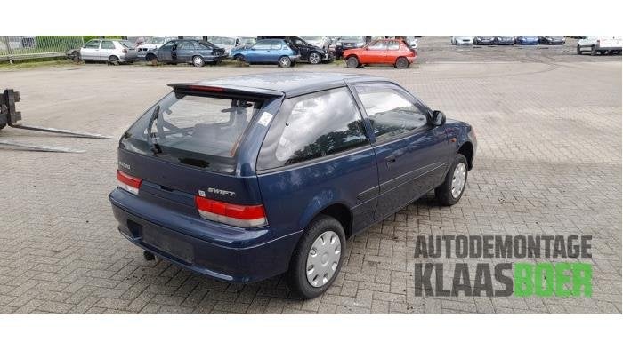Achterlicht rechts van een Suzuki Swift, Gebruikt, -, -, Ophalen of Verzenden