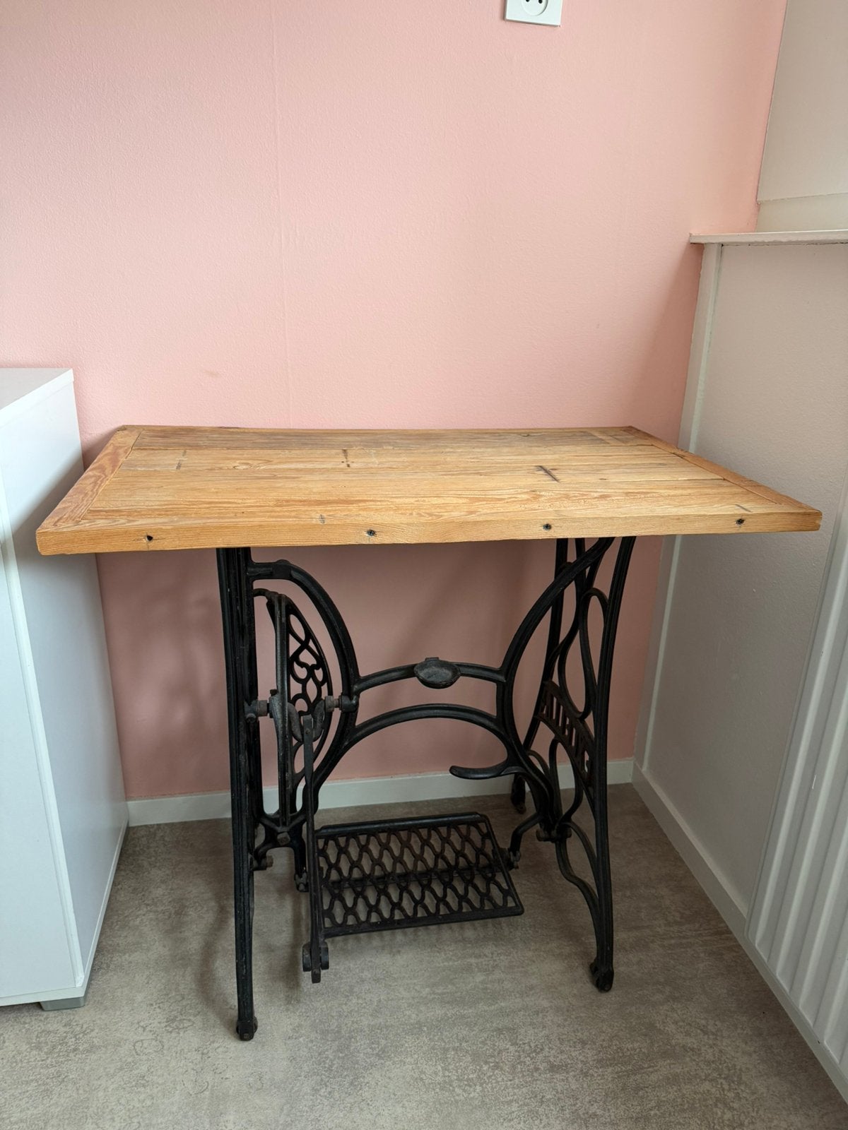 Tafeltje met naaimachine onderstel, Huis en Inrichting, Ophalen, Rechthoekig, Minder dan 55 cm, 45 tot 60 cm
