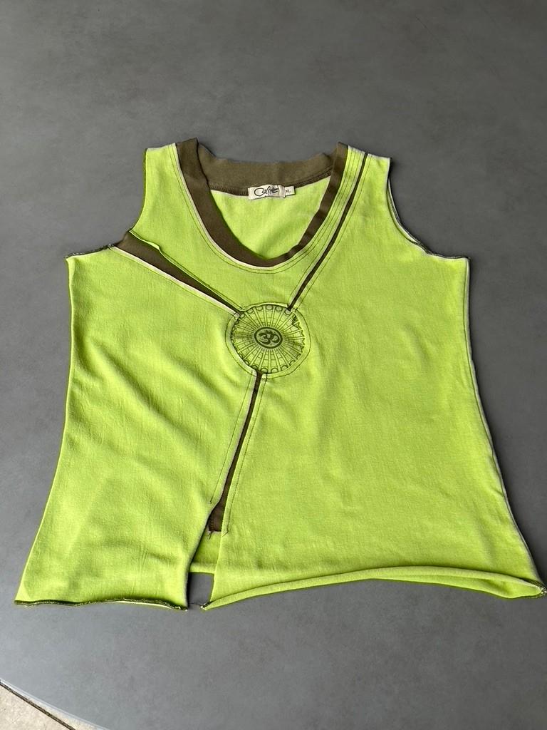 Khaki / groene Coline top, maat XL = M/L, Kleding | Dames, Maat 38/40 (M), Coline, Verzenden, Zonder mouw
