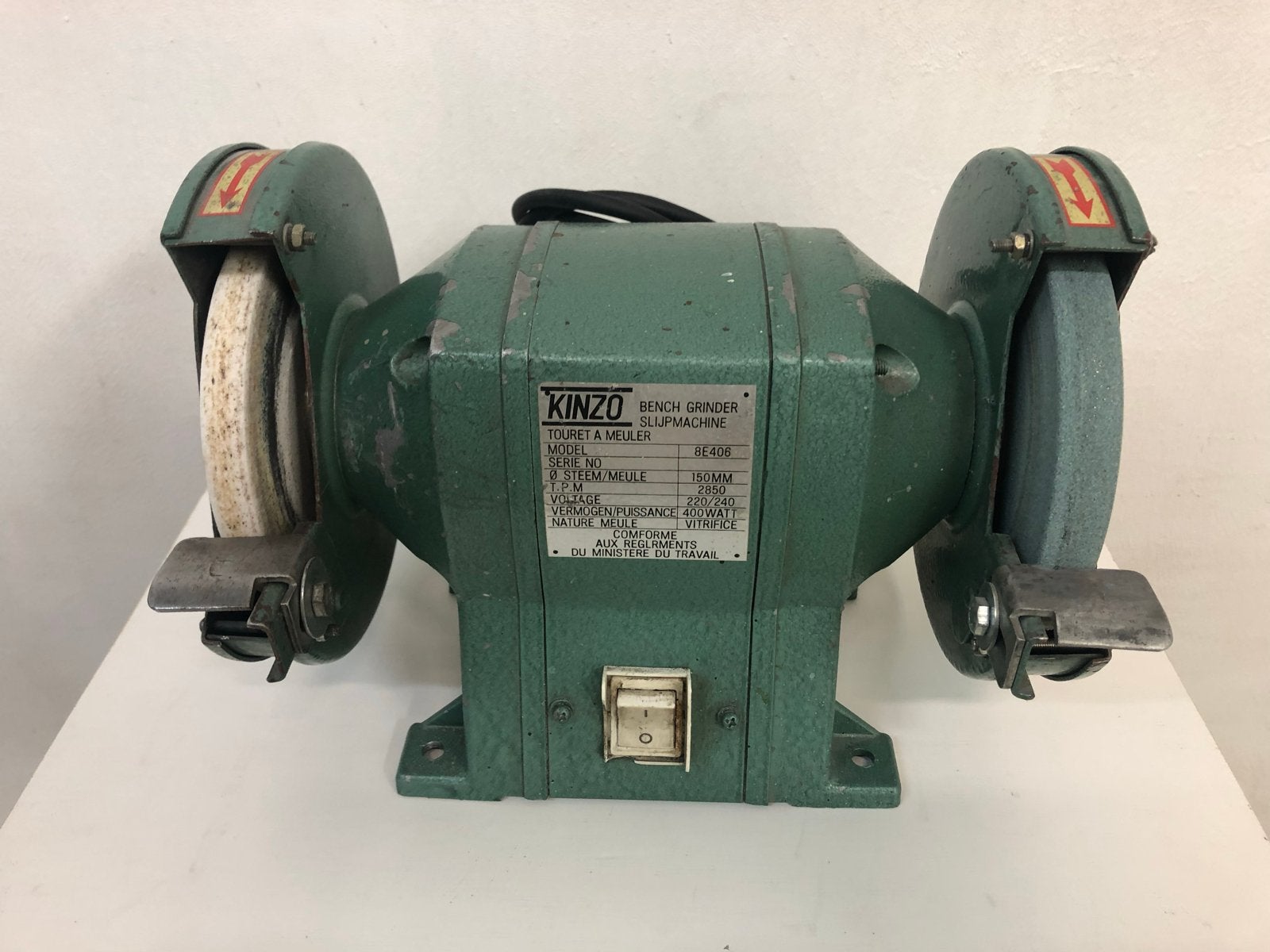 Kinzo 8E406 Werkbankslijpmachine 400W, Ophalen, Gebruikt, Minder dan 700 watt, Werkbankslijpmachine
