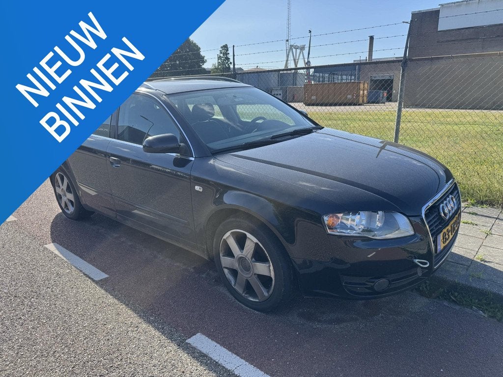 Audi A4 Avant 1.9 TDI motorschade, Auto's, Audi, Voorwielaandrijving, Stof, Gebruikt, Zwart