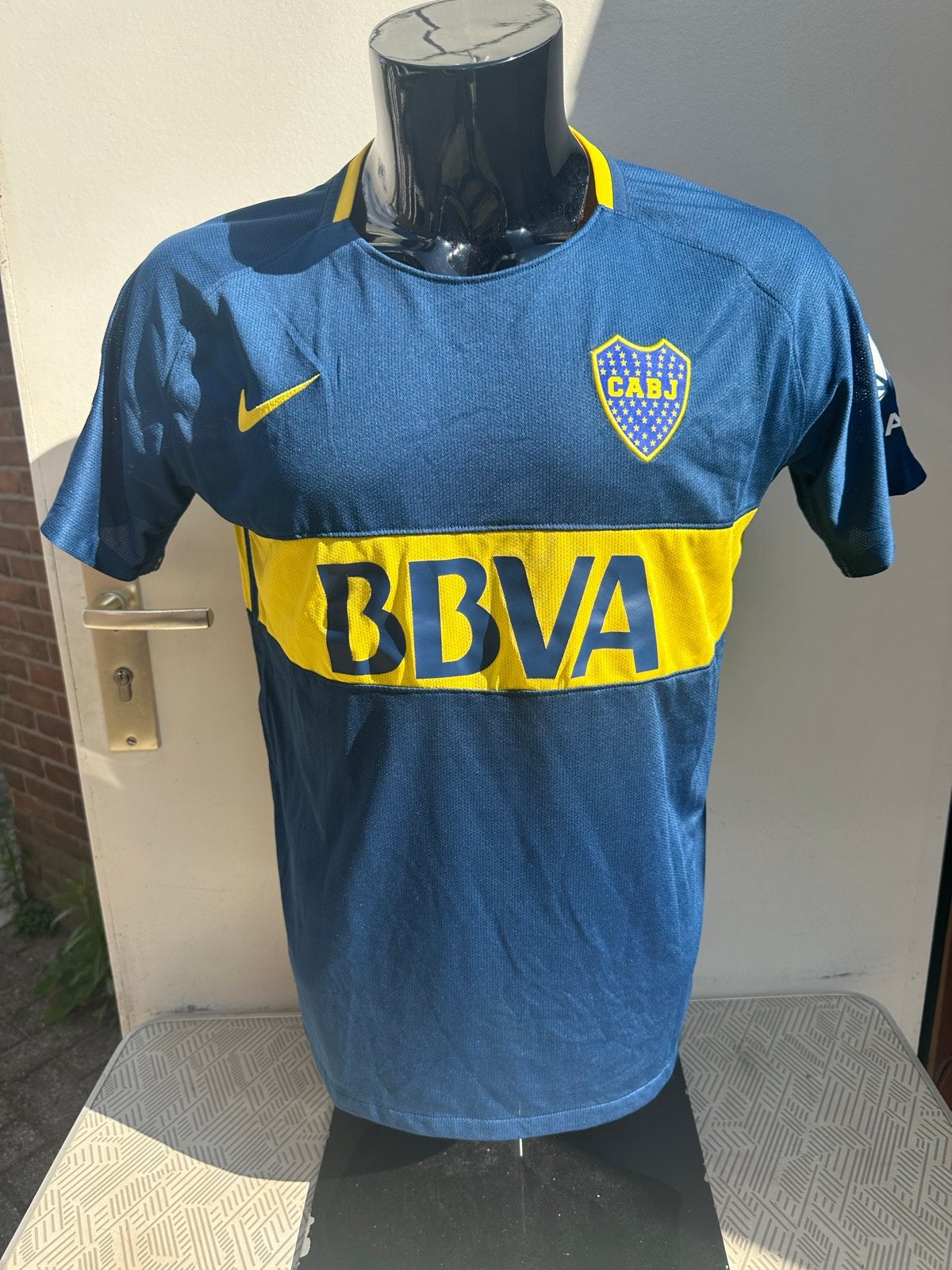 Boca Juniors Thuisshirt 2017 Maat S, Sport en Fitness, Voetbal, Maat S, Ophalen of Verzenden, Zo goed als nieuw, Shirt