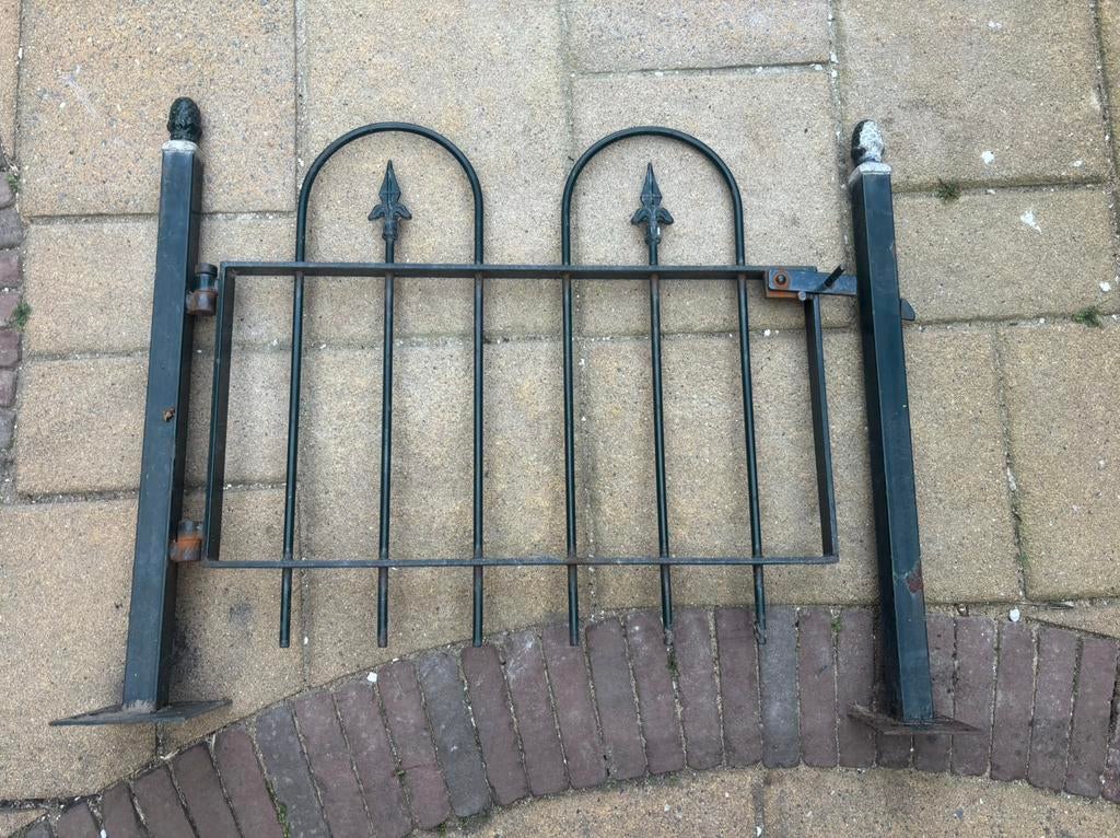 Metalen hek deur poort, Tuin en Terras, Ophalen, Zo goed als nieuw, IJzer, Sierhekwerk
