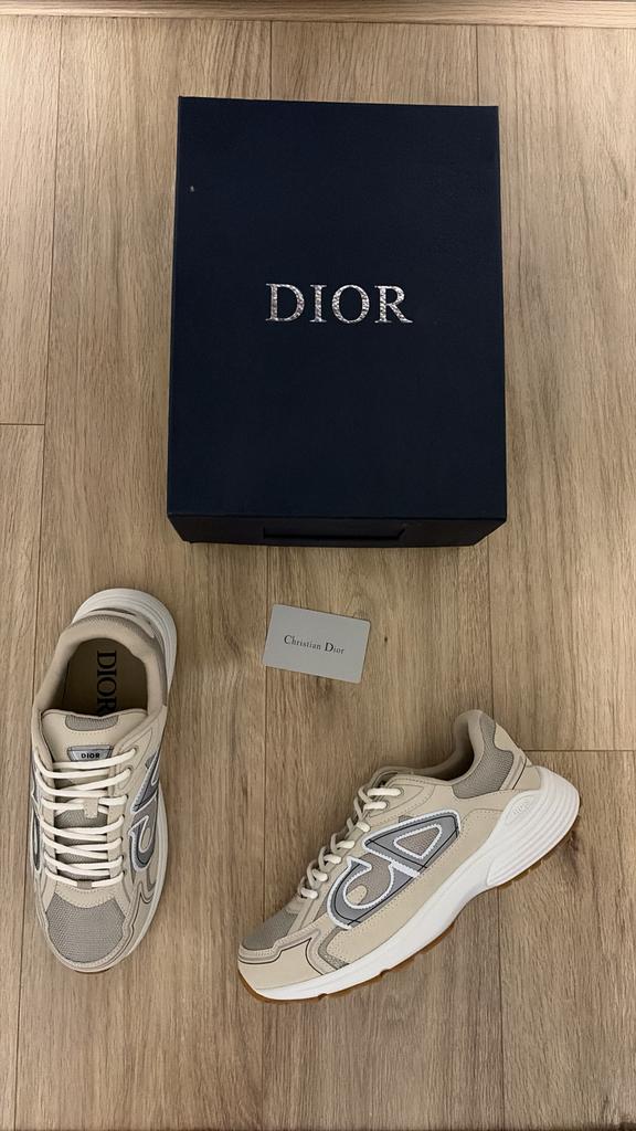 dior b30 beige nieuw maat 42, Ophalen of Verzenden, Nieuw, Overige kleuren