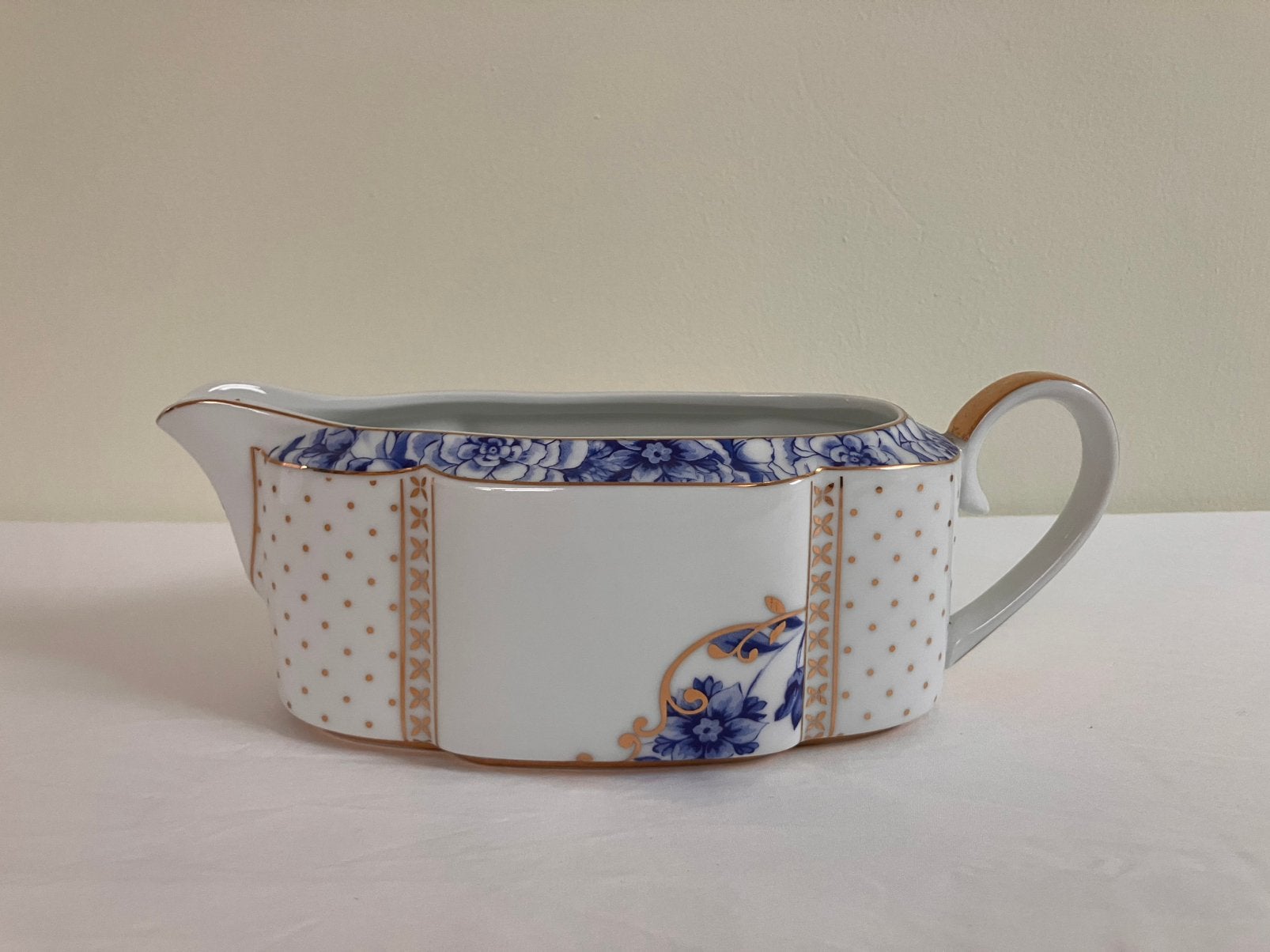 Pip Studio Royal White - Juskom, Huis en Inrichting, Keuken | Servies, Ophalen of Verzenden, Nieuw, Porselein, Overige stijlen