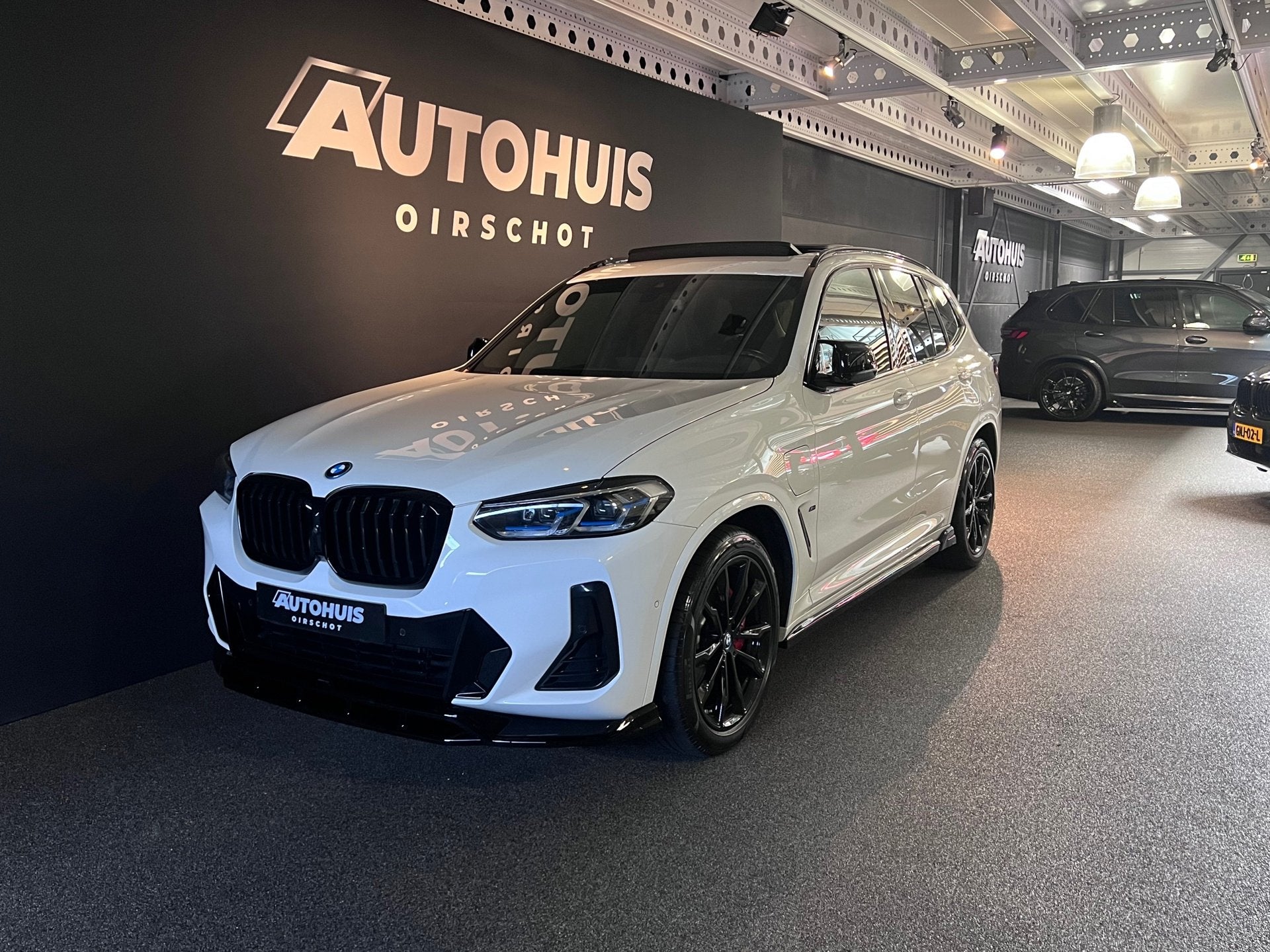 Foto 3 van BMW X3 XDrive30e High Executive Edition M Laser/ Memory stoe