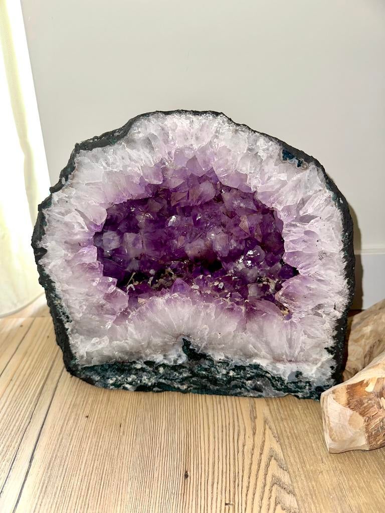 Grote Amethist Geode - Prachtige Paarse Kristallen, Ophalen of Verzenden, Mineraal