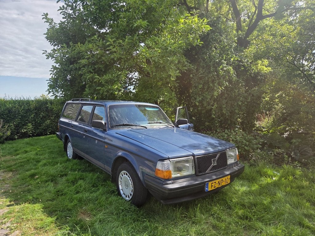 Volvo 240 2.3 Polar U9 1993 Blauw, 4 cilinders, Blauw, Origineel Nederlands, Grijs