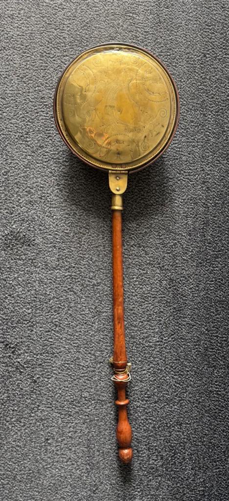 Antieke koperen beddenpan met houten steel, Antiek en Kunst, Ophalen of Verzenden