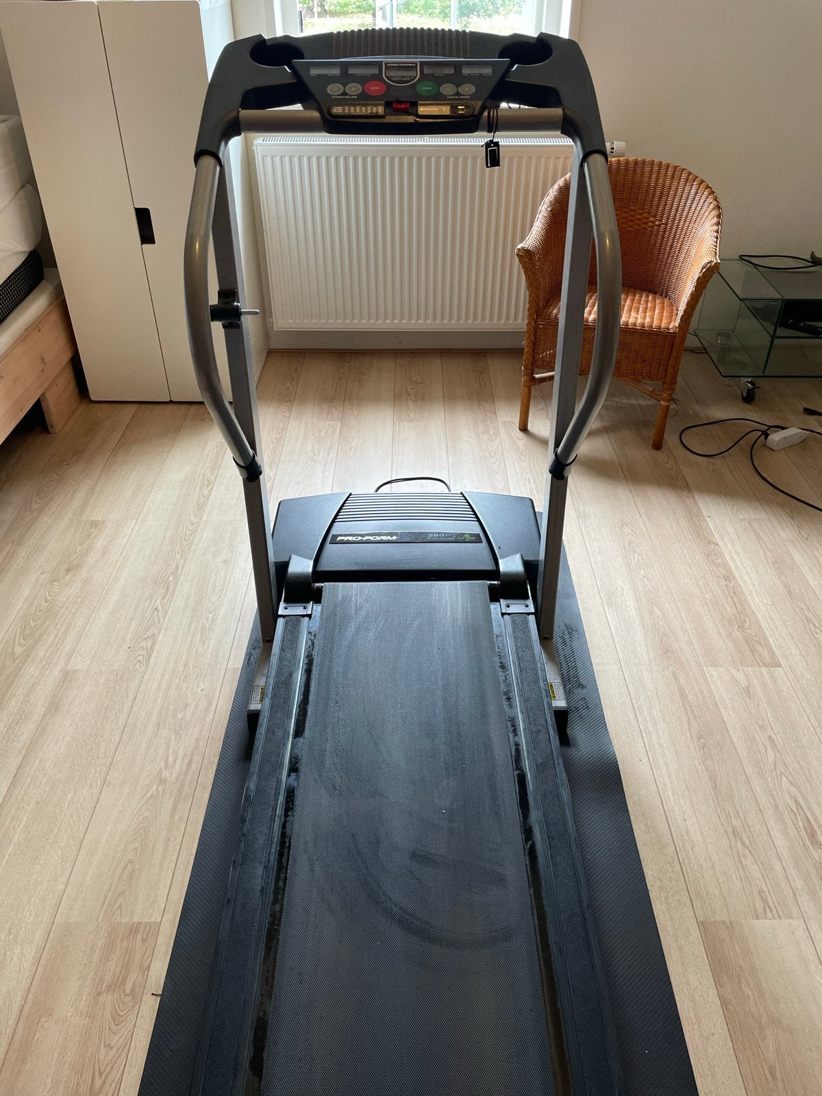 ProForm 360P Loopband gebruikt, Ophalen, Gebruikt, Metaal, Loopband
