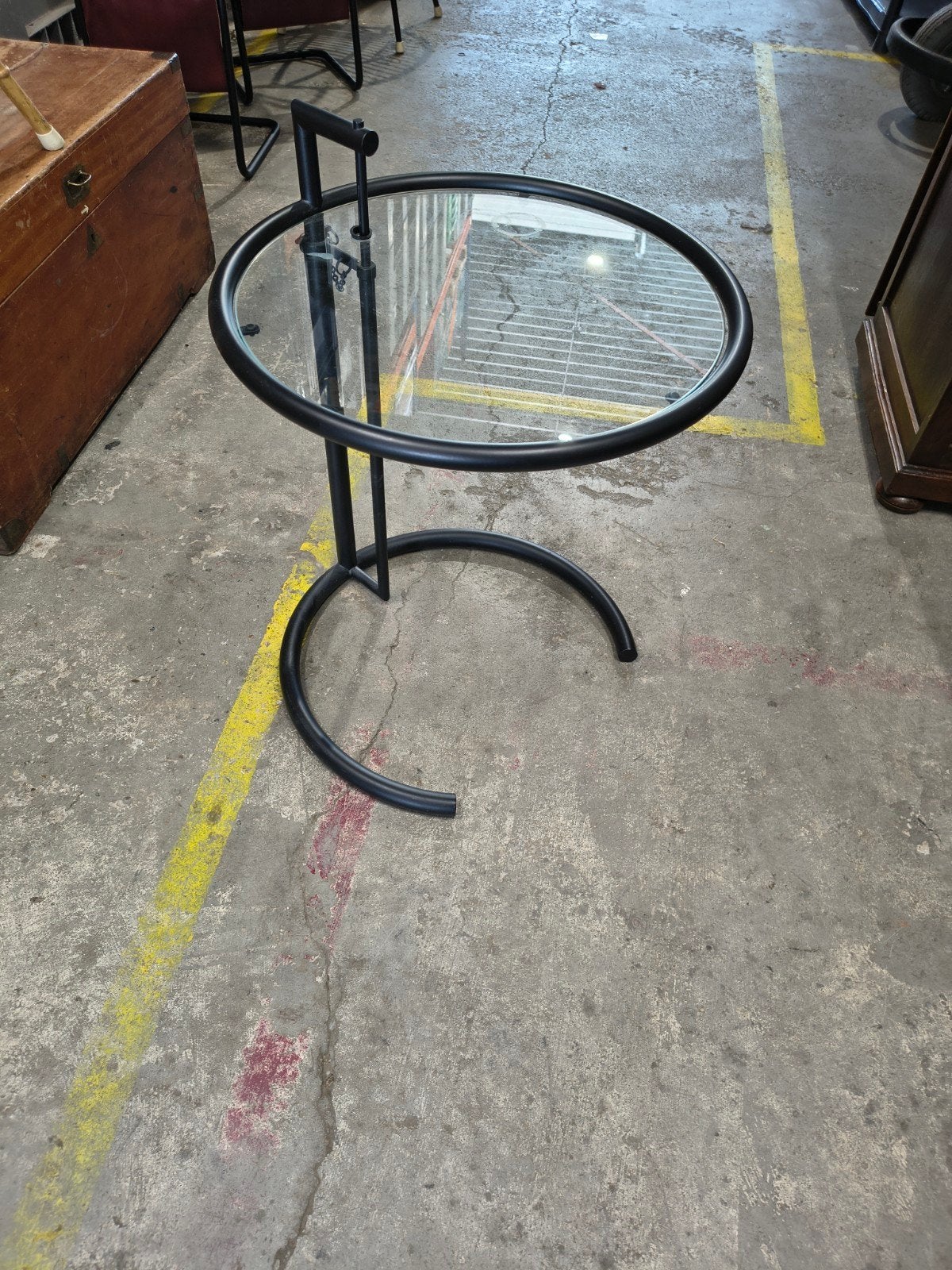 Eileen Gray Design bijzettafel, Ophalen