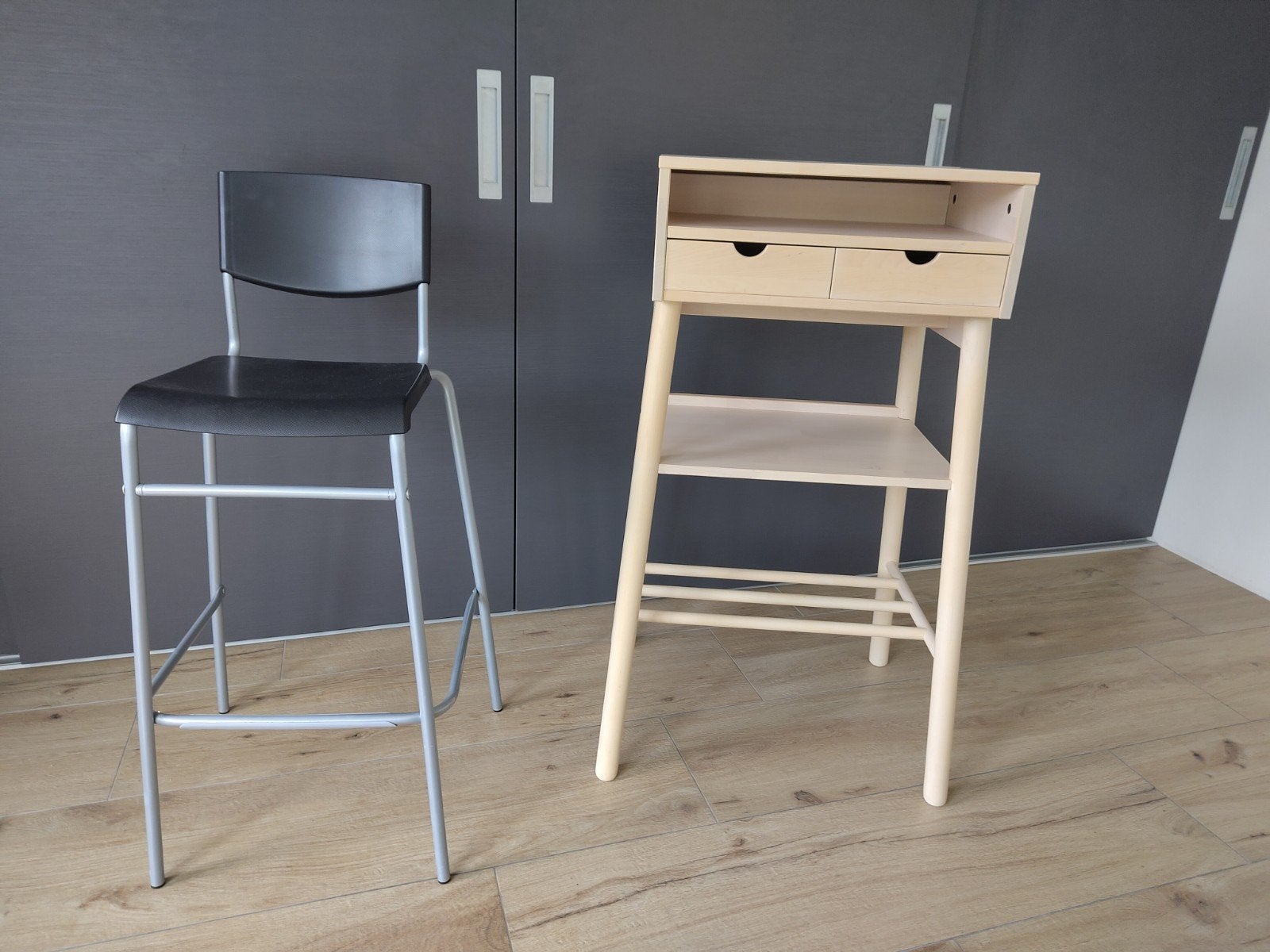 IKEA Knotten staand bureau / secretaire, Ophalen, Zo goed als nieuw