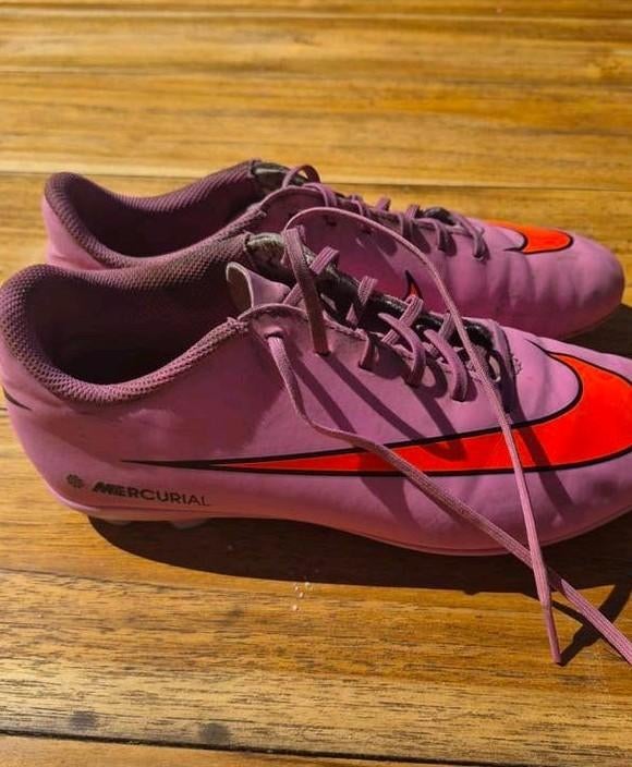 Nike Mercurial voetbalschoenen maat 39, Ophalen of Verzenden, Gebruikt, Overige typen, Nike