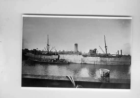 scheepvaart-foto-HOLLAND.AMERIKA.LIJN-edam-WO2 -color, Ophalen of Verzenden, Zo goed als nieuw, Boek of Tijdschrift