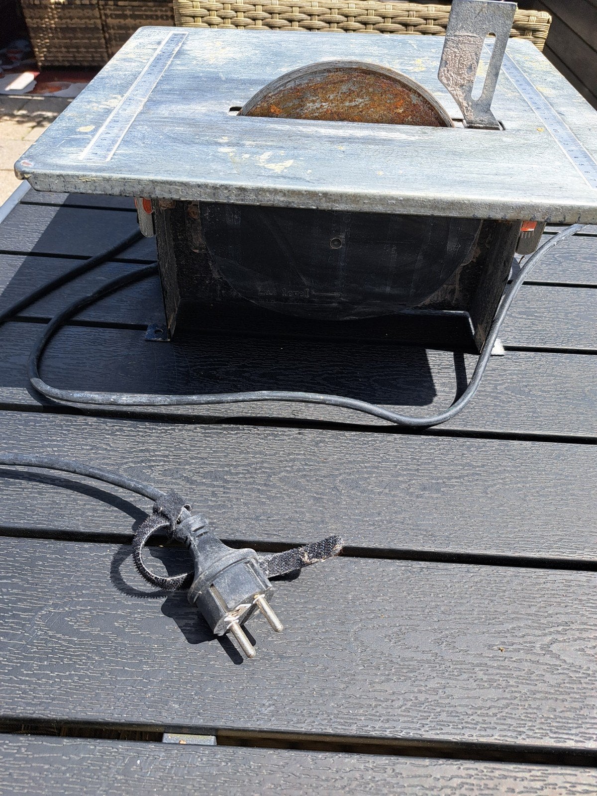 Tegelsnijder, Ophalen, 1200 watt of meer, 70 mm of meer
