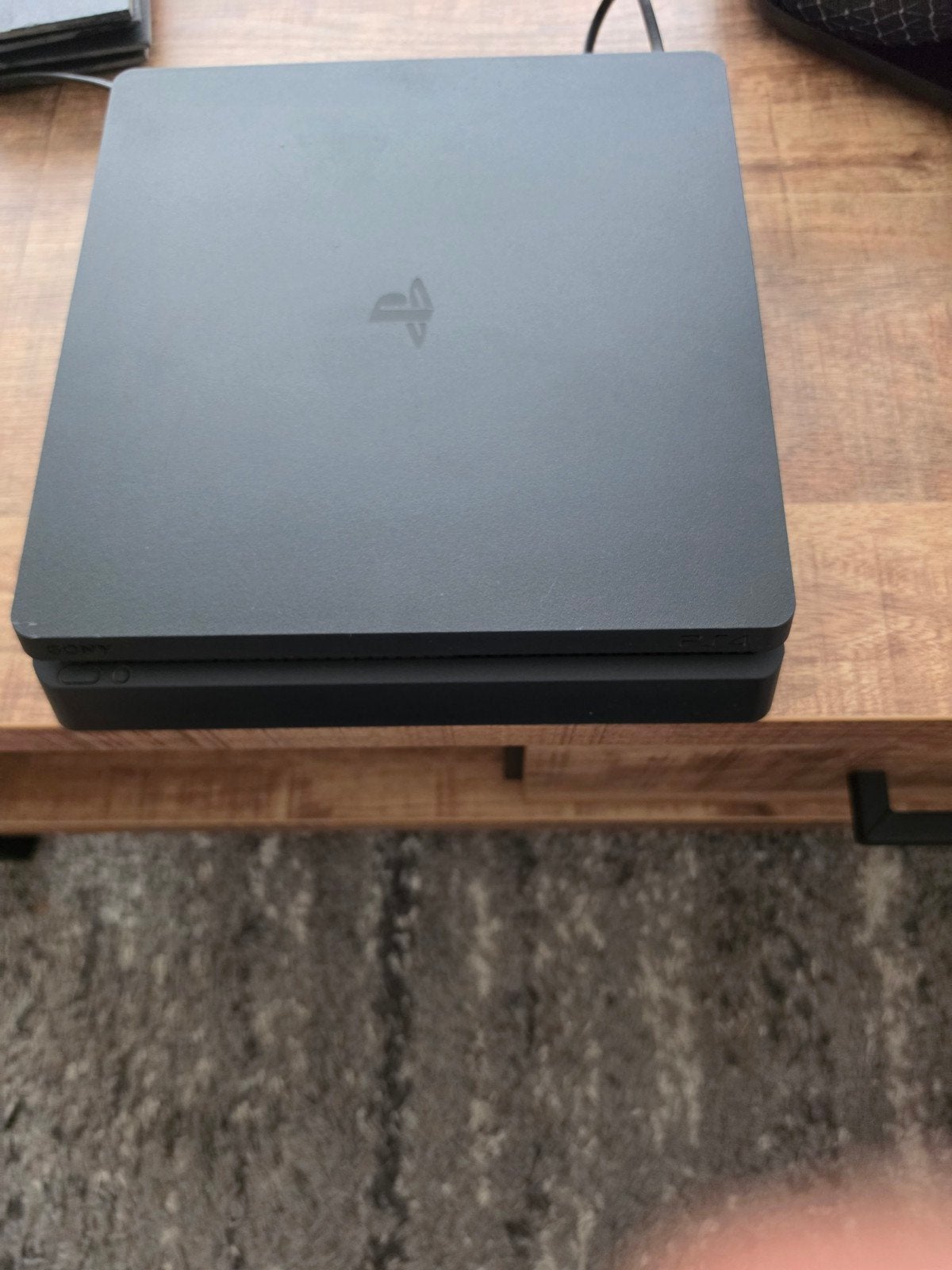 PlayStation 4 Slim 500GB met 2 controllers en 3 games, Ophalen, Met 2 controllers, Zo goed als nieuw, Slim