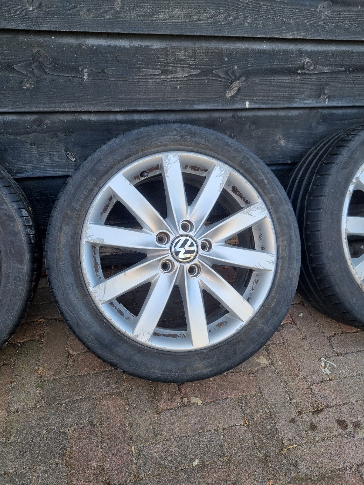 4 originele VW 17 inch velgen Golf 6 - functioneel en recht, Auto-onderdelen, Velg(en), Verzenden, 17 inch, Zomerbanden