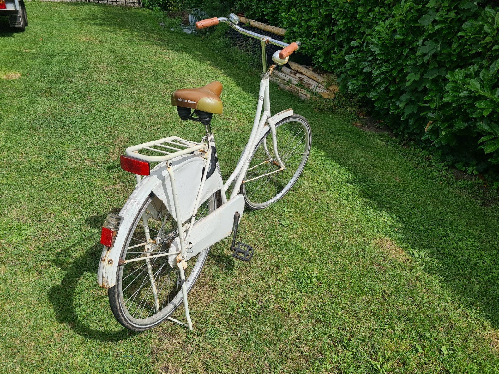 Nette oma fiets, Ophalen of Verzenden