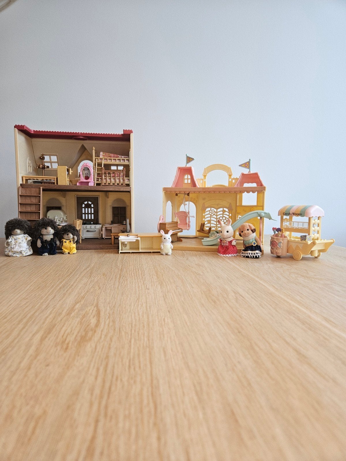 Sylvanian Families huis, kinderopvang & Playmobil set, Ophalen of Verzenden, Gebruikt, Jongen of Meisje