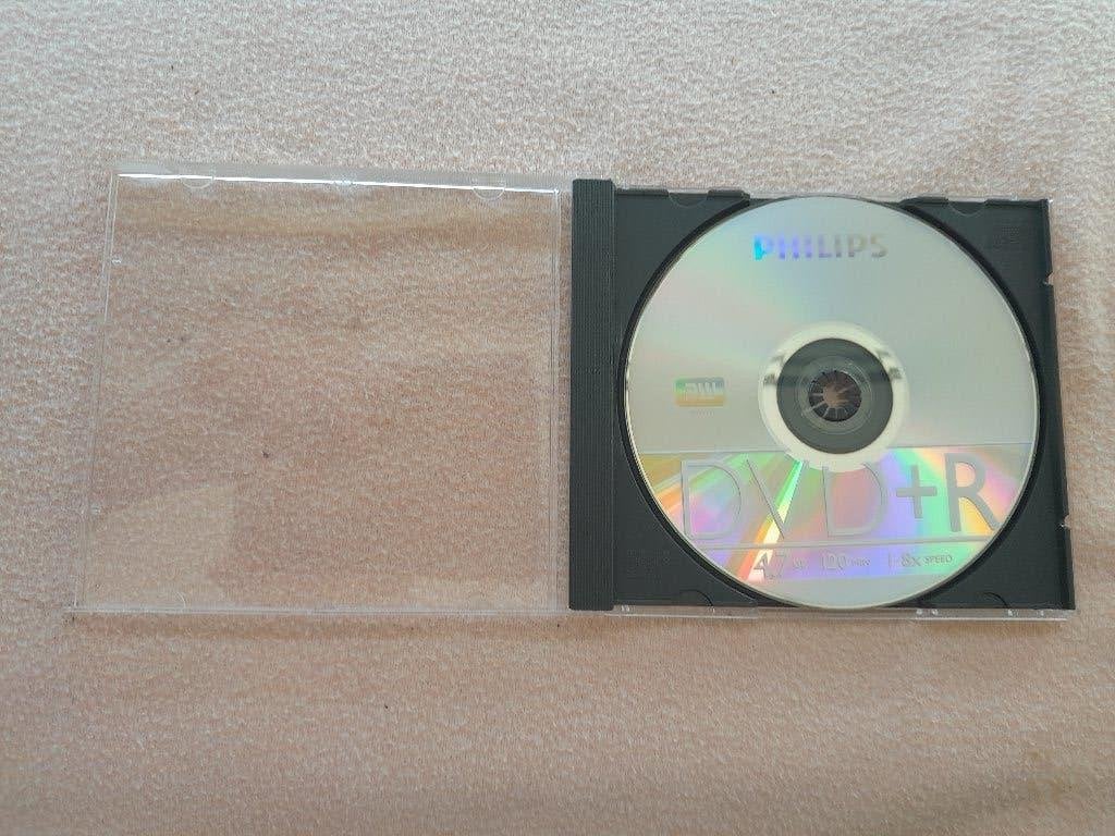Nieuwe beschrijfbare DVD+R en DVD-R discs in jewel case, Ophalen of Verzenden, Nieuw, Overige typen, Diverse