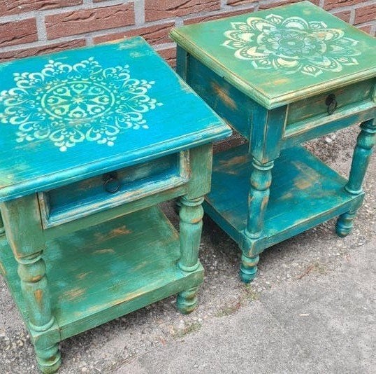 SET VAN 2! Nachtkastjes bijzetkastjes vintage India stijl, Huis en Inrichting, Slaapkamer | Nachtkastjes, Ophalen, Minder dan 45 cm