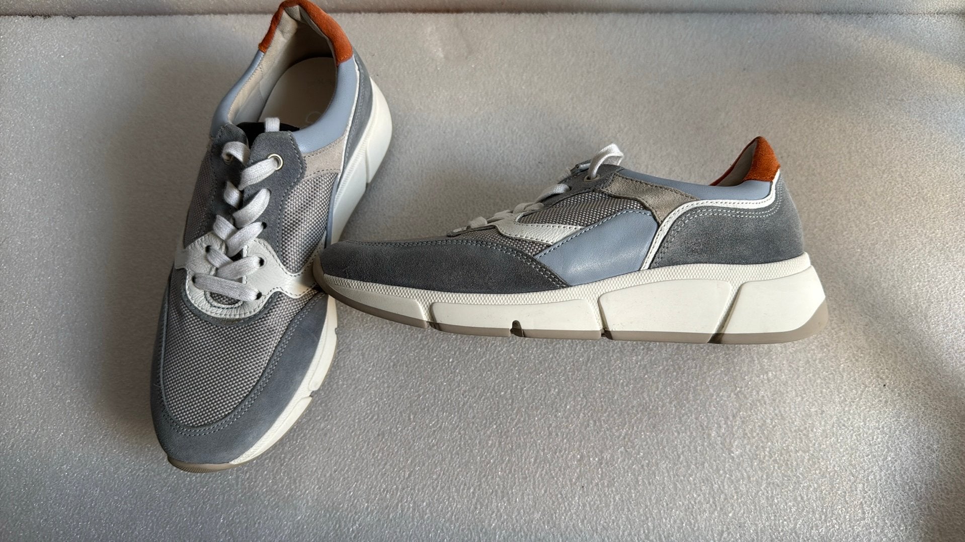 leuke leren Gabor sneakers maat 37/37,5, Gabor, Ophalen of Verzenden, Sneakers of Gympen, Zo goed als nieuw
