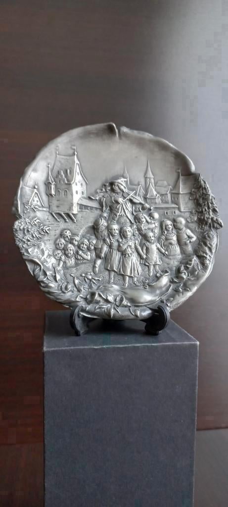 Antique WMF Silver Plated Dish Depicting , Antiek en Kunst, Ophalen of Verzenden