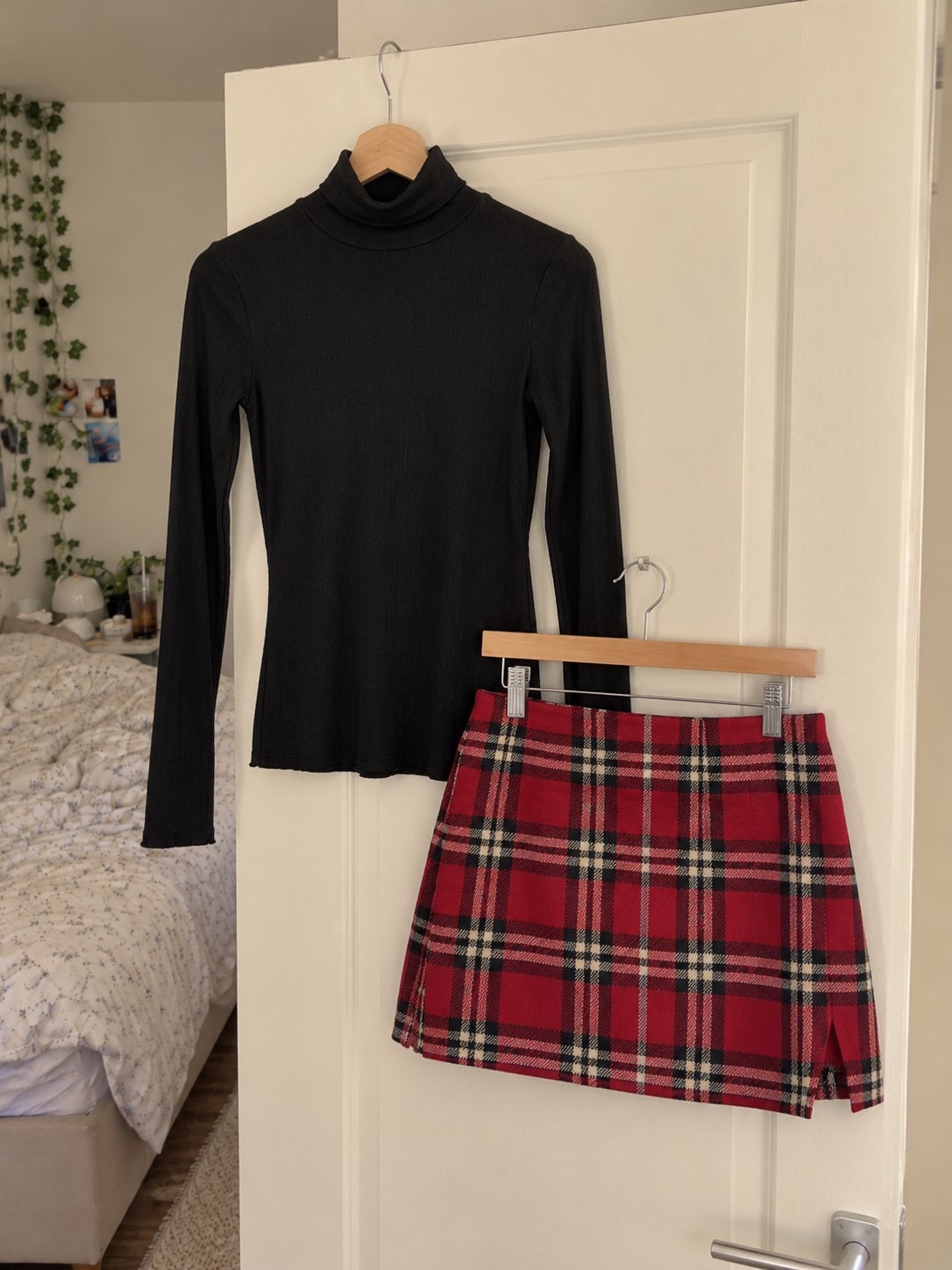 Tweedelige set: Geruite mini-rok & Zwarte coltrui, Kleding | Dames, Maat 38/40 (M), Nieuw, Boven de knie, Meerkleurig
