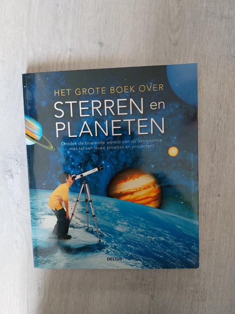 Het Grote Boek over Sterren en Planeten, Boeken, Ophalen, Gelezen, Sue Rihani & Sam Newcome, Natuurwetenschap