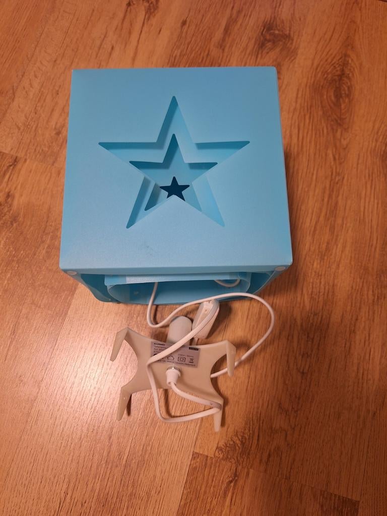 Blauwe Karwei tafellamp met sterren, Ophalen, Kunststof, Zo goed als nieuw, Minder dan 100 cm