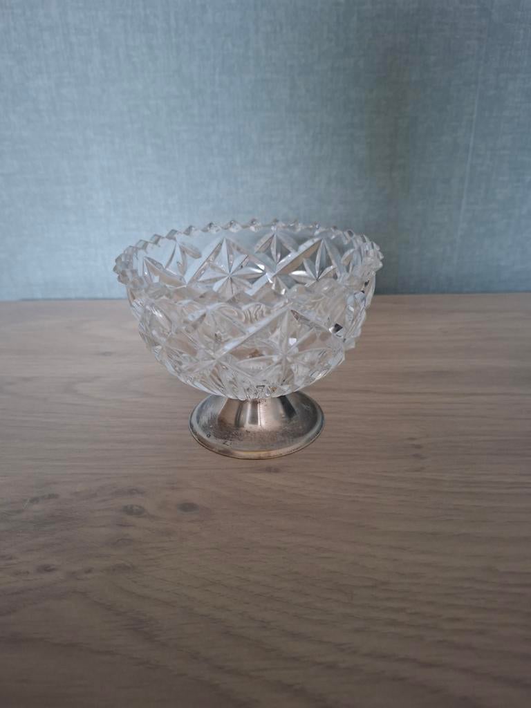 Geslepen glas ,suikerschaaltje., Antiek en Kunst, Ophalen of Verzenden