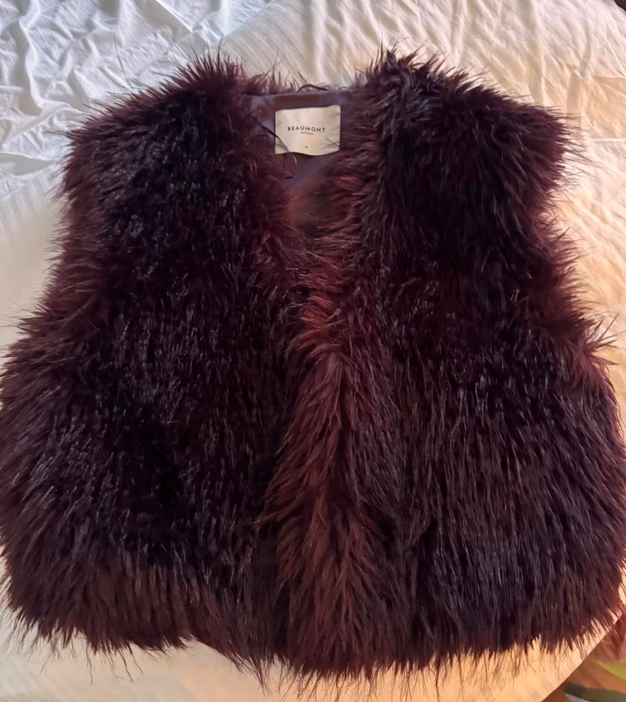 Bodywarmer/ jasje zonder mouwen aubergine nepbont, Ophalen of Verzenden, Zo goed als nieuw, Maat 38/40 (M), Paars